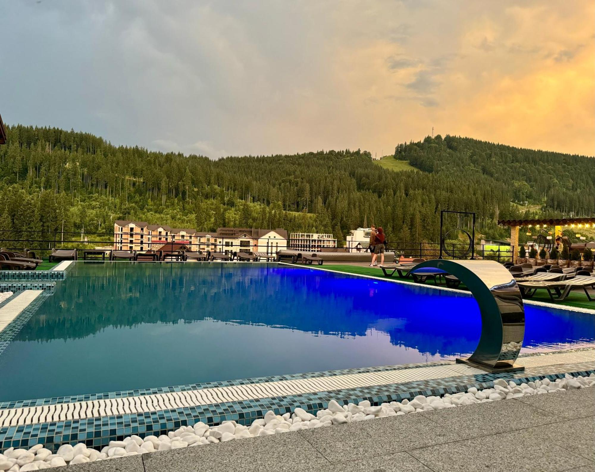 Gold Palace Wellness & Spa Буковел Екстериор снимка